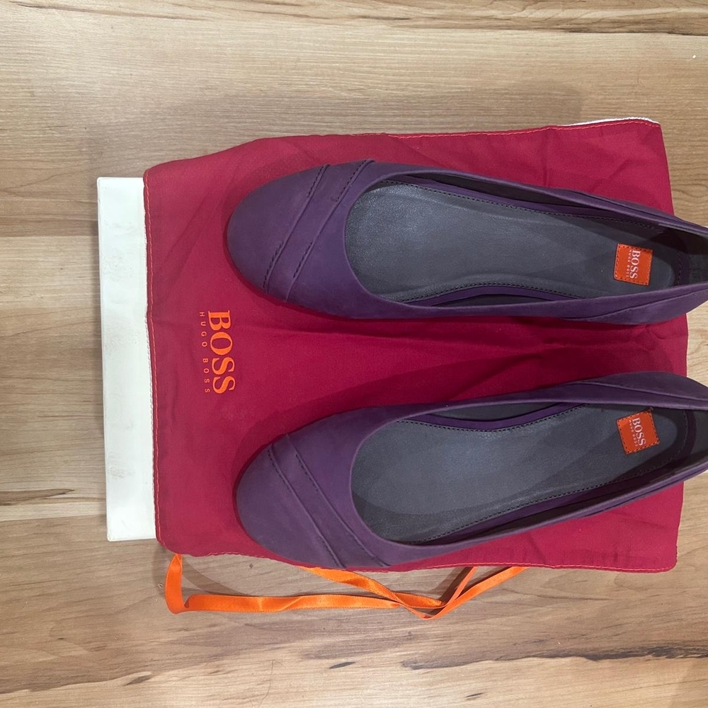 Boss Women's Elegant Purple Leather Loafers